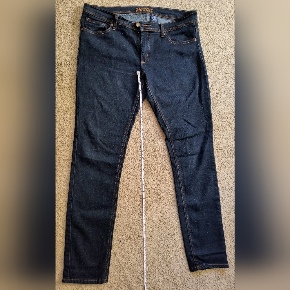 Women's skinny leg jeans, Tag Blue, Size 13/14, Dark Blue